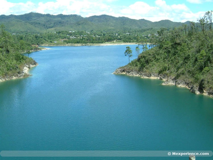 Lagos de Montebello